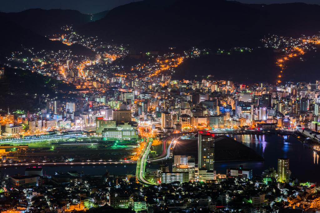 稲佐山からの夜景-85mm-2