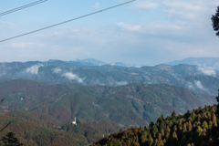 ガスが晴れた山々