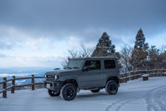 雪の天山登山口