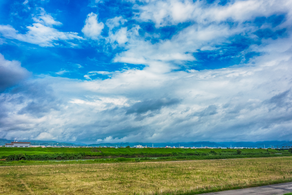 朝のうちは晴れ