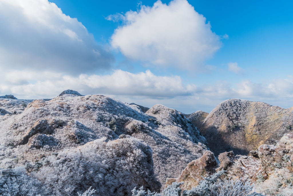 立岩の峰から国見岳