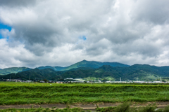 雲を被った天山