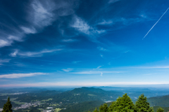八幡岳と伊万里湾