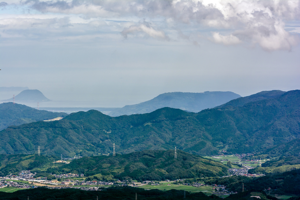 八幡岳から鏡山