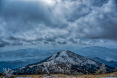 天山から雨山