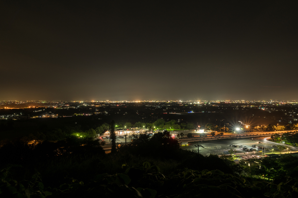 金立SAの夜景-1