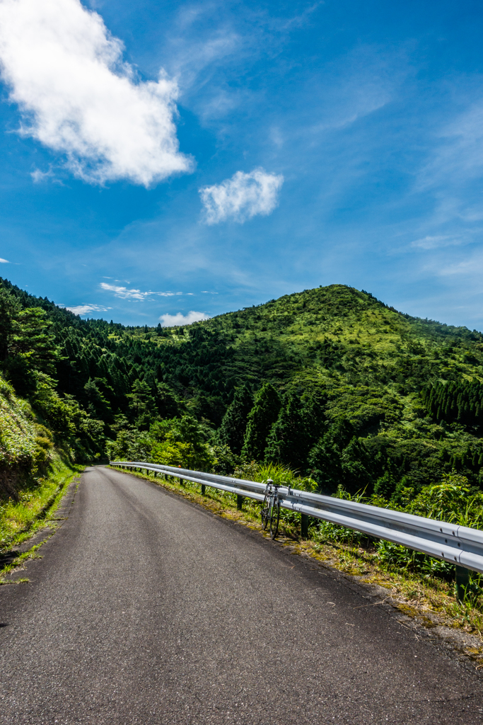 青空の雨山