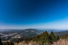 八幡岳と伊万里湾