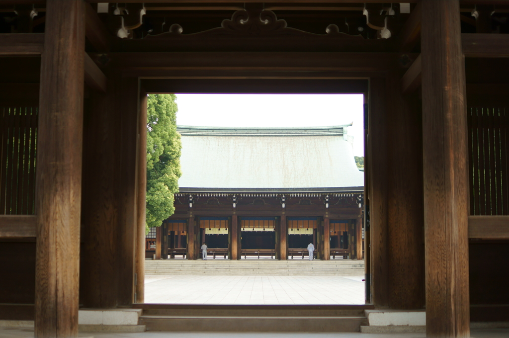静謐な祈りの時