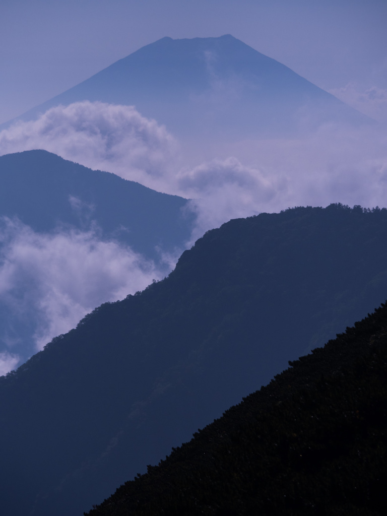 小兎岳より富士を臨む