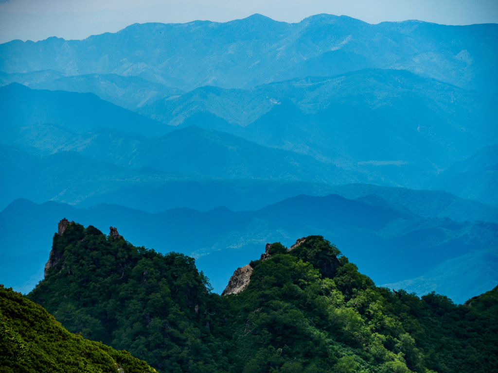 山々の重なり