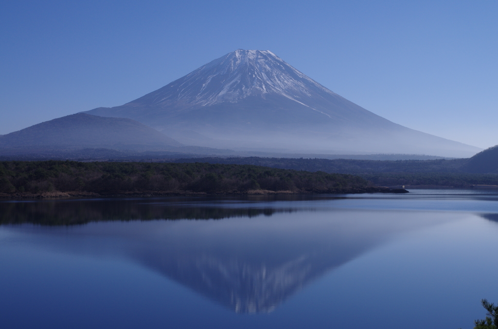 本栖湖逆さ富士 