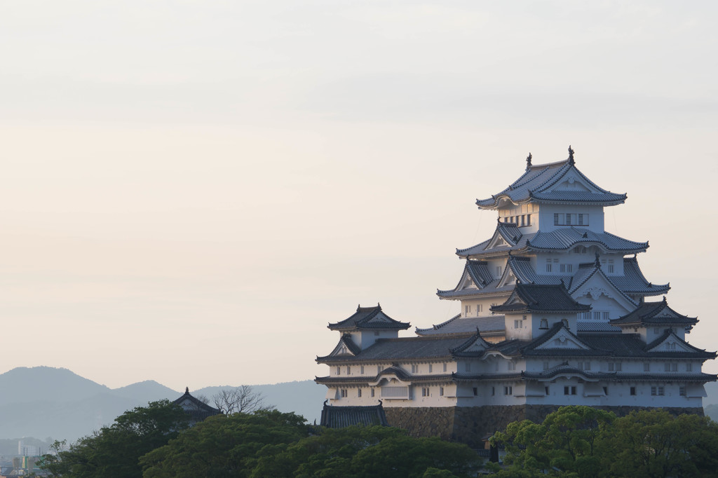 朝日の白鷺城＿１