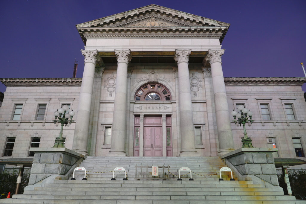 Osaka Prefectural Nakanoshima Library