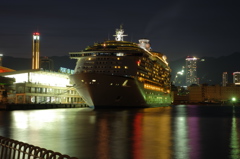 Voyager　of　the　Seas　神戸港出航直前