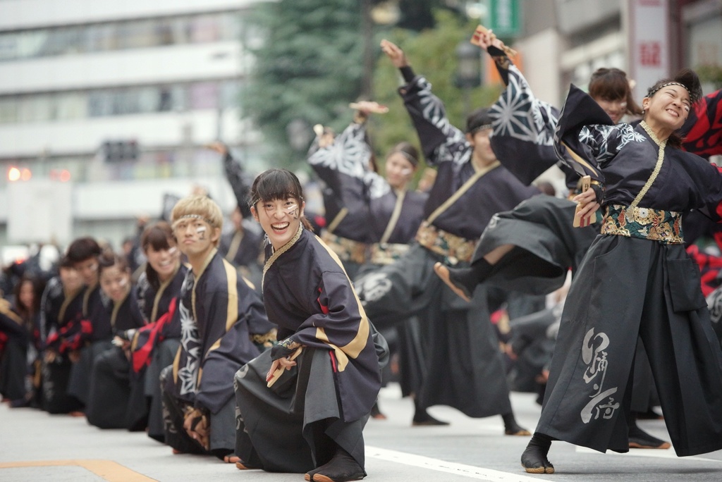 東京よさこいより～早稲田大学踊り侍さん