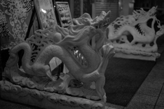 彫り物の龍in神戸南京町