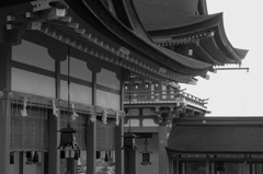 伏見稲荷　外拝殿と楼門