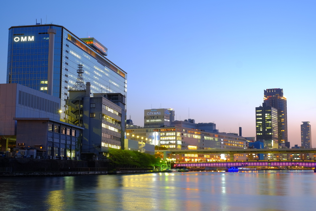 夕暮れ天満橋