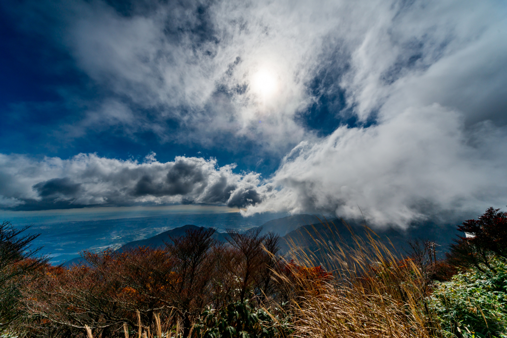 山頂と空と