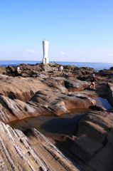 黄色い岩肌