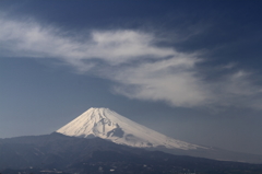 白雲舞う