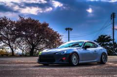 TOYOTA　86　と　さくら