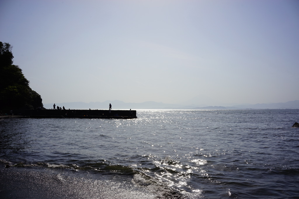 初夏の江の島 隠れ浜