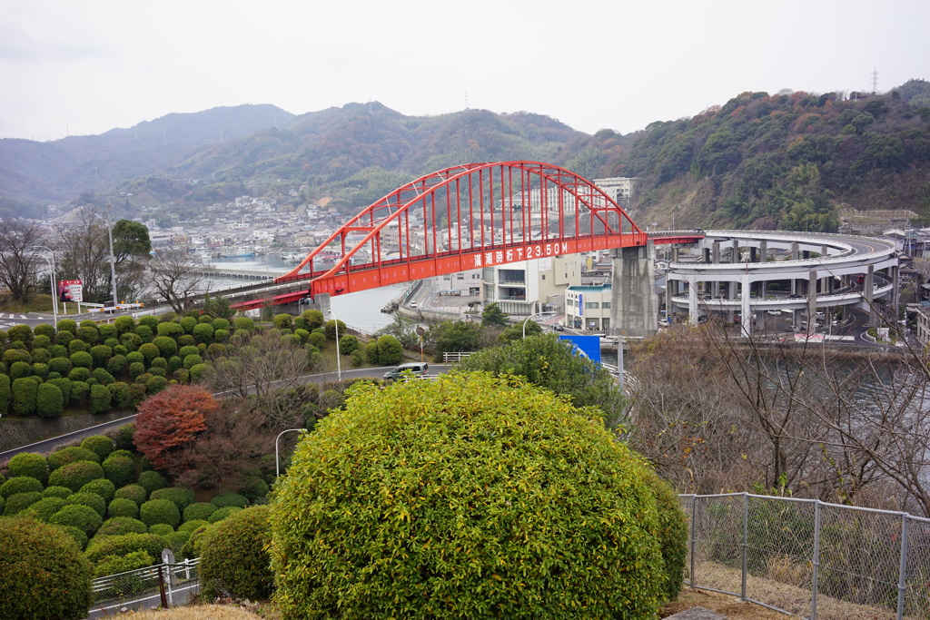 呉8