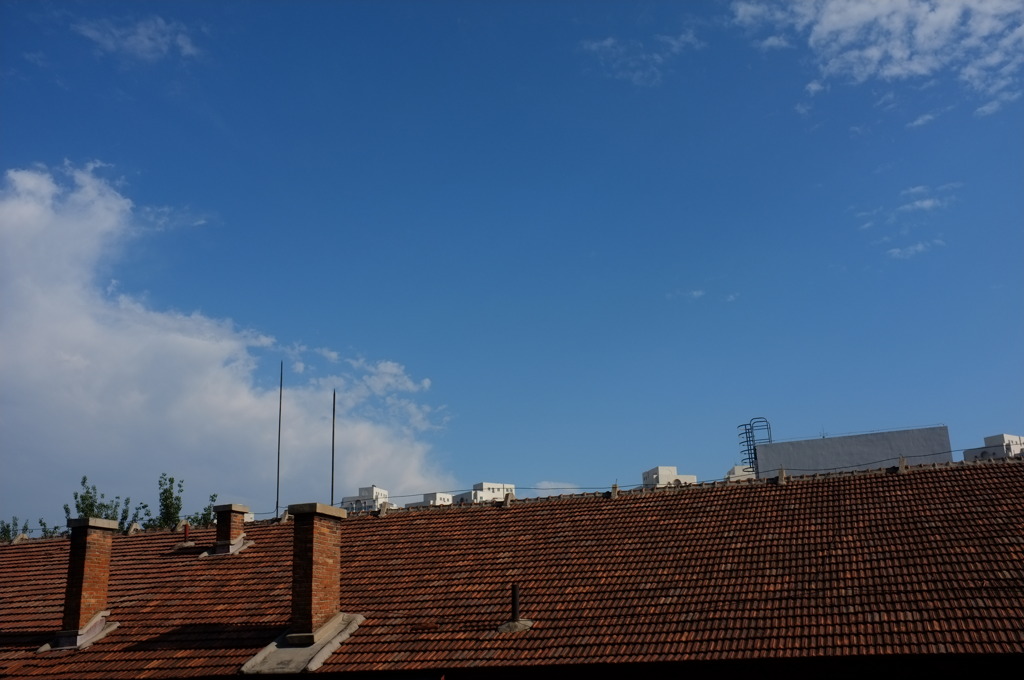 雨上がり、屋上の空