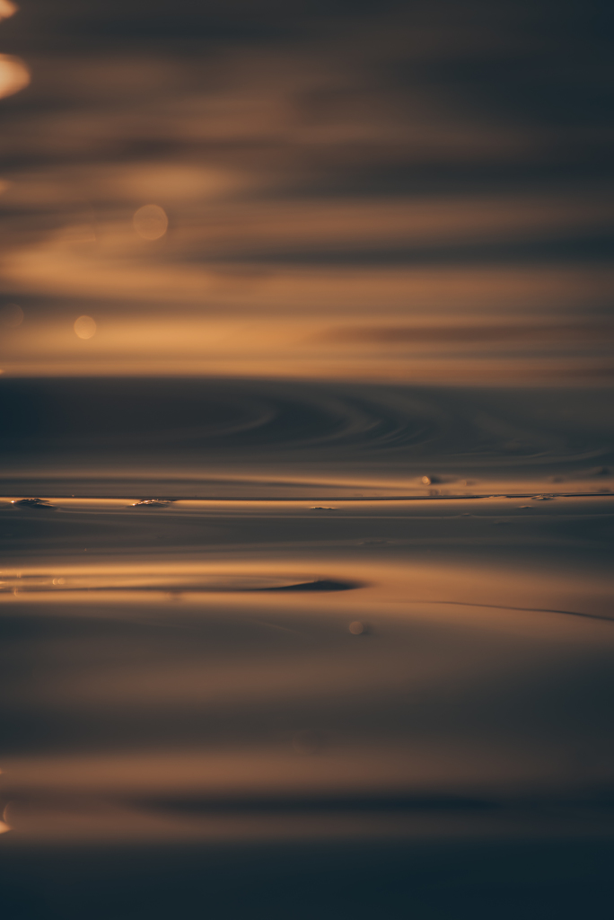 水