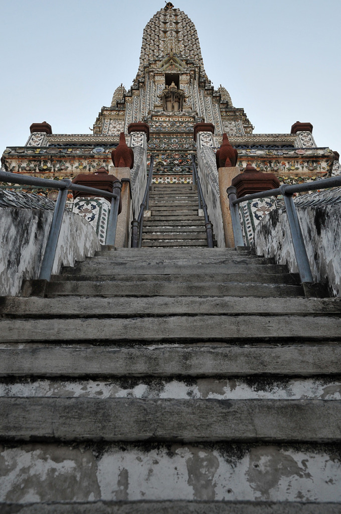 暁の寺