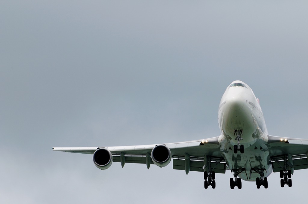 ボーイング747接近