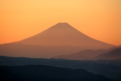 霊峰