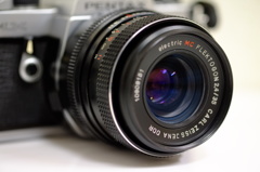 PENTAX MX + Carl Zeiss Jena Flektogon35m