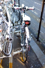 凍りついた自転車