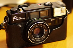 FLASH FUJICA DATE