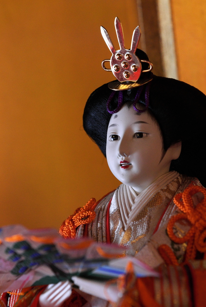 雛飾り始まる４