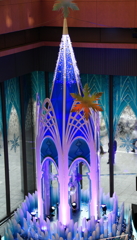 人気アニメの世界へ