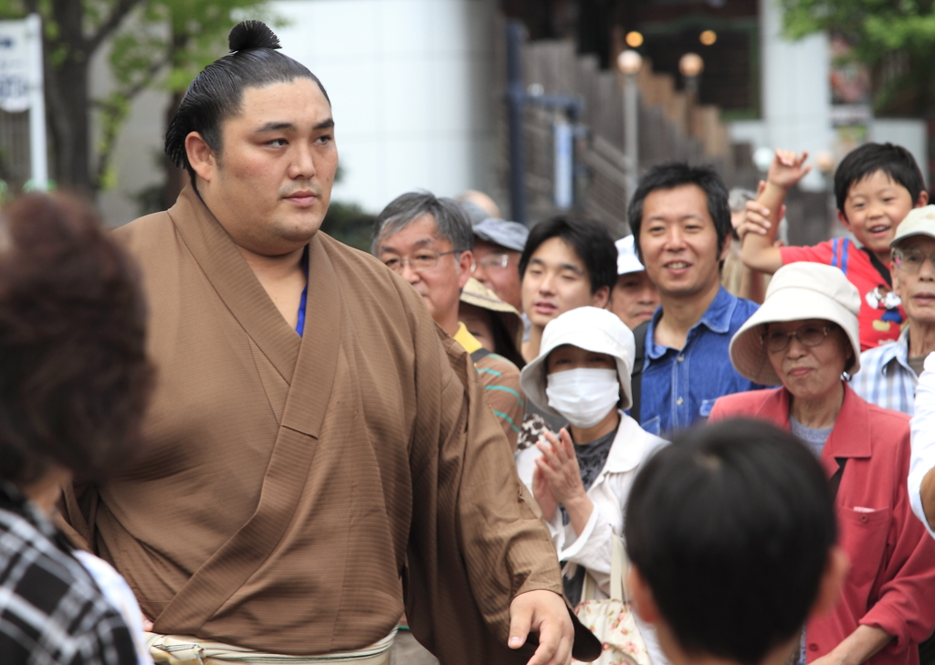 国技館入り　隠岐の海