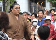 国技館入り　隠岐の海