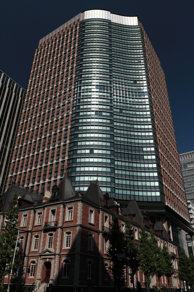 ブリックスクエアと三菱一号館