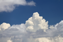 夏空昼下がり１