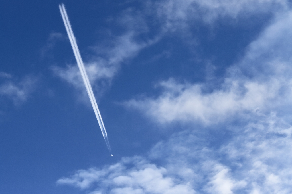 飛行機ぐも遥か