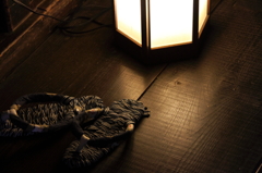 明りの灯る廊下