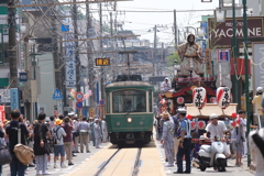 電車通りの神輿1