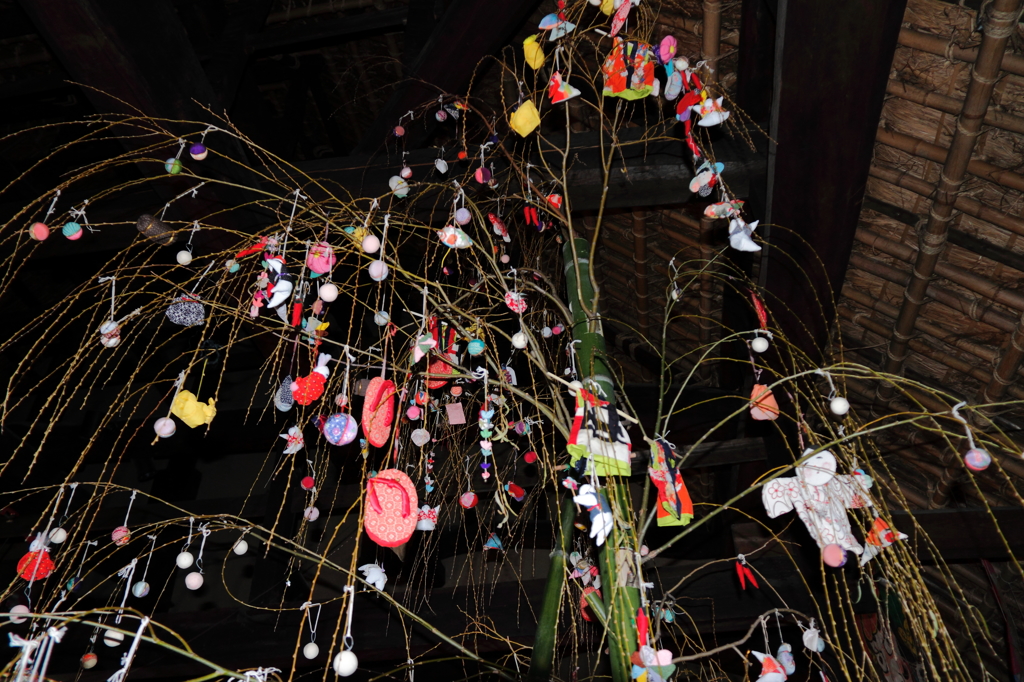 古民家の正月飾り