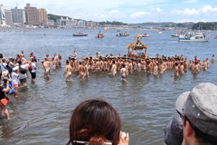 神輿は海へ１