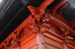 山門を飾る１