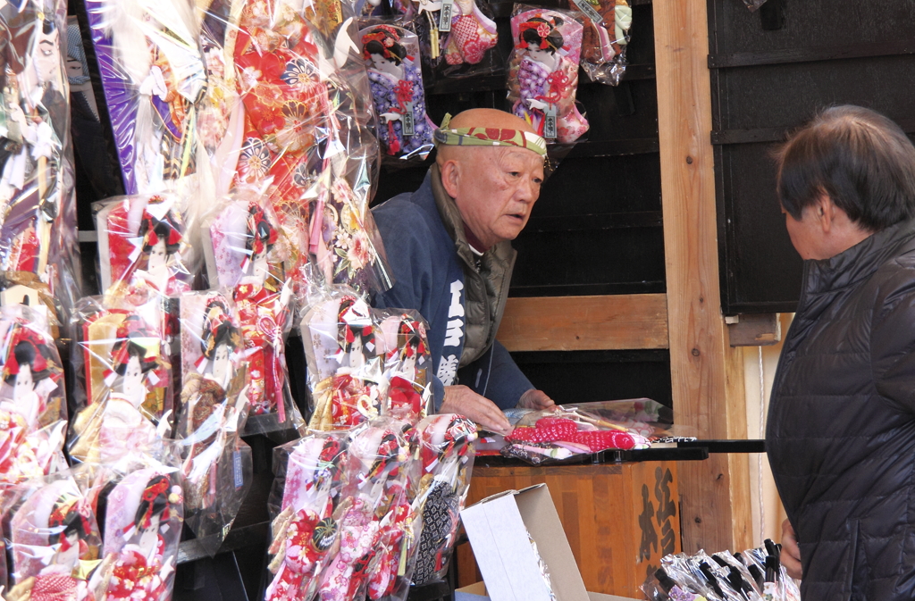 羽子板市風景３